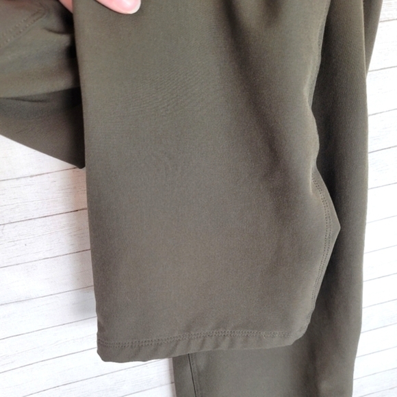 L.L. BEAN BOOT CUT OLIVE GREEN HIKING PANTS, SZ 4 - Picture 7 of 13